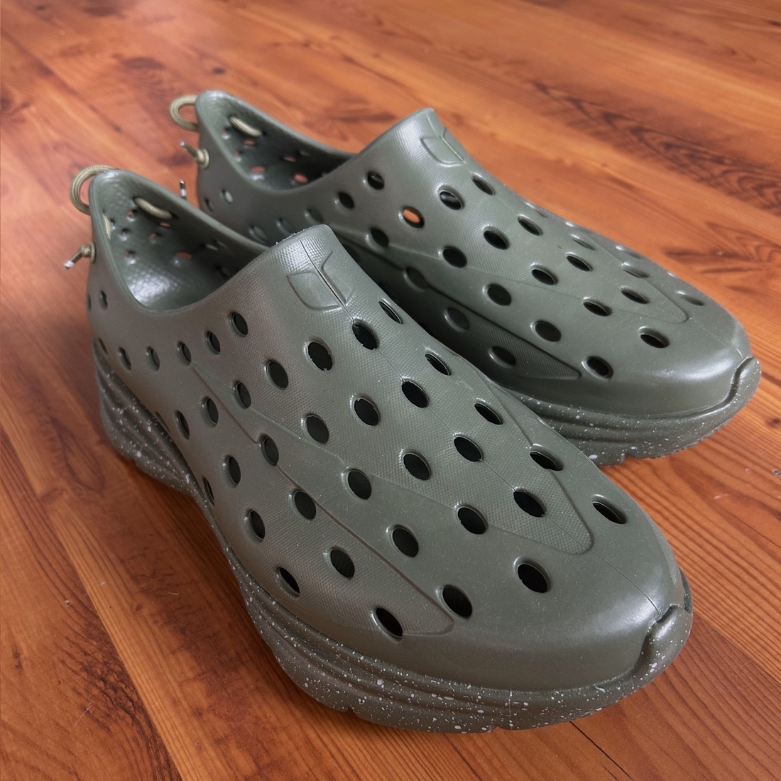 11 Best Crocs Alternatives for Guys